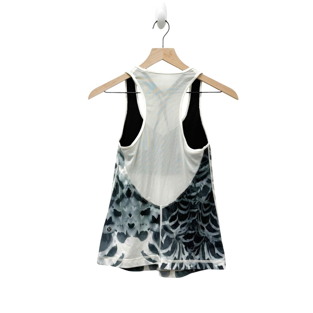 Lululemon Dance To Yoga Tank Pretty Plume Angel Wing Black Size 6 - Picture 7 of 7